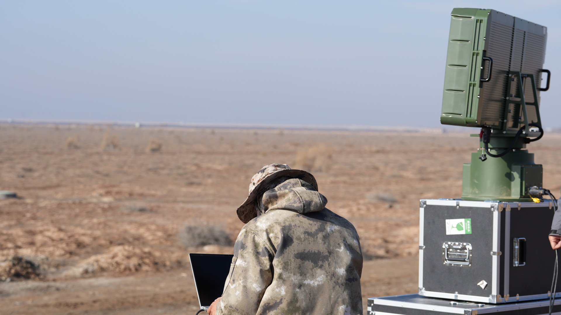 Deploying lakeda 6000XP anti drone radar in border